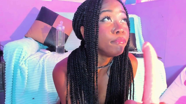 Gaia Gatex: 顺从哺乳