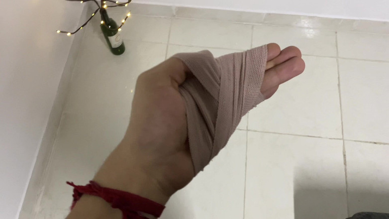 Chia 369: 出轨的继母帮我搞定鸡巴！