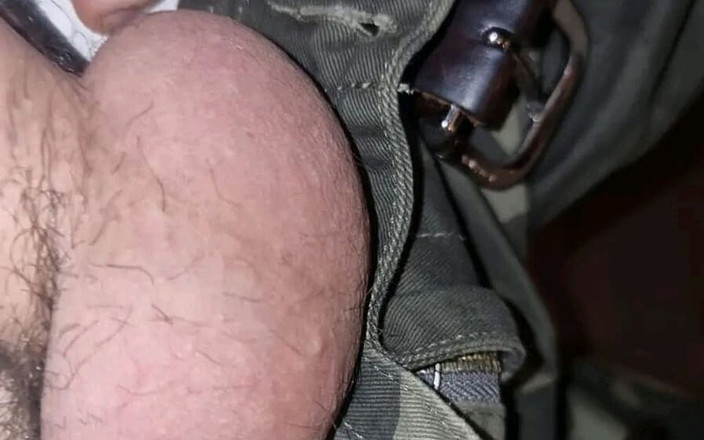 Jordance: Pria baik dengan kontol besar penuh sperma untuk yuo