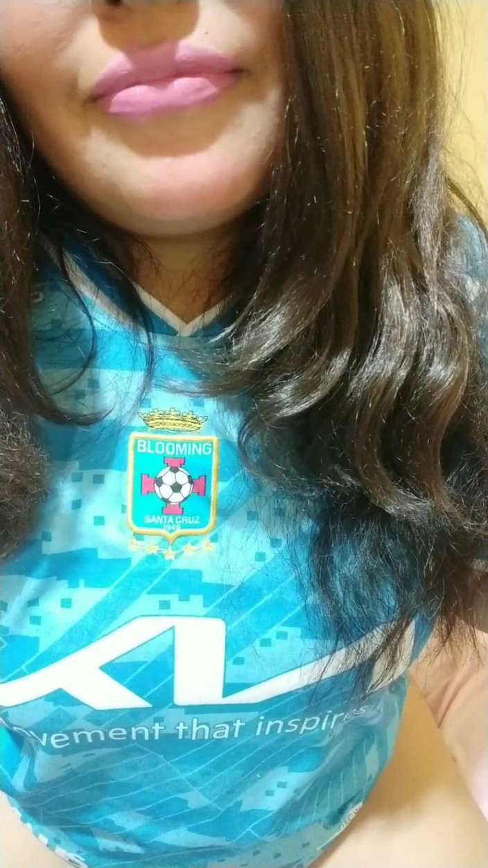 Carla Villalobos: Pengakuan Apa yang Saya Buat Di Bilik Air Awam Dengan...