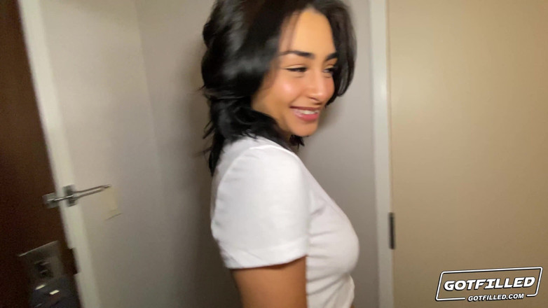 Got Filled: Vanessa Is a Stepdaddy's Girl