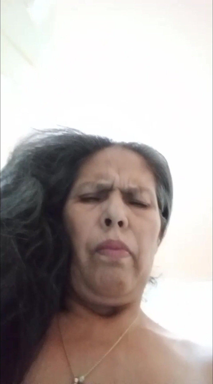 cextyu: Hot Granny