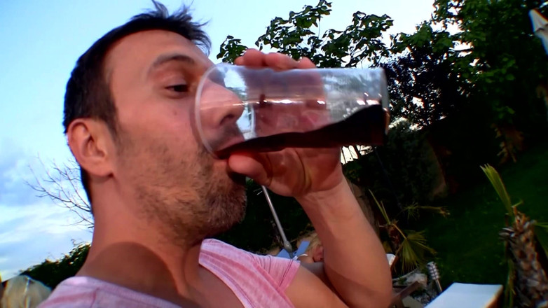 Big Boobs Babe: Venkovní DP orgie blonďaté holky Divoké šukání u bazénu