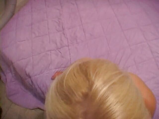 Handjob Slut Queens: Sortudo cara recebe uma punheta de uma gostosa