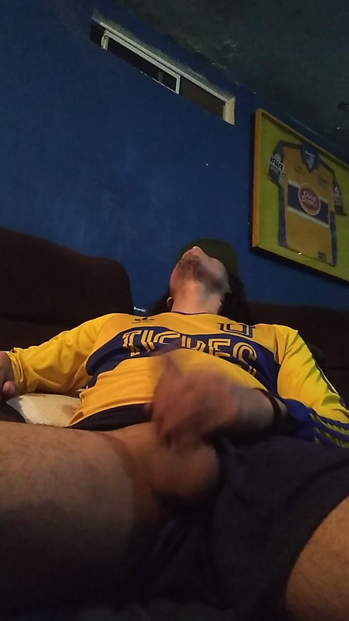 AlexAlejandro13: Un cazzo mostruoso