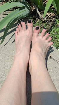 Bright Bulging Veins Fit for a Vampire