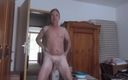 Andi Geil: Scrotum Rocking and Jerking off