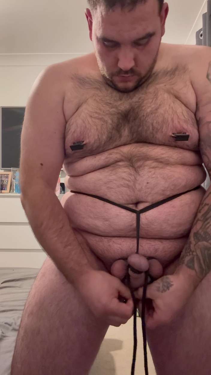 Shaun Cbt: 자지 위에 있는 공으로 자지 본딩