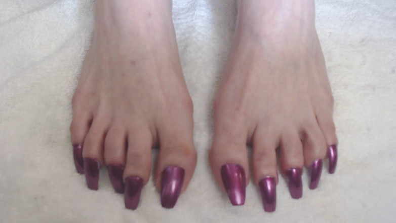 Abby Anna: Super long metallic pink toenails