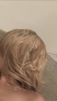 Ashlynn Brooke - Ashlynn e Amigos Parte 8