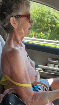 Topless Driving on the Pali Highway