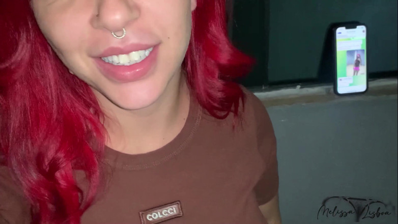 MaikinhoLisboa: В темноте балкона с моей горячей мачехой шлюха хочет отдать шерсть соседке.