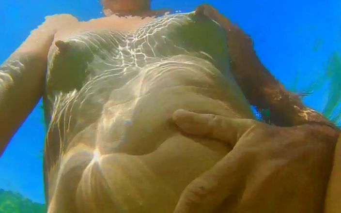 Fap flix: Sexy Hairy MILF Gets Hardcore Underwater Anal Fucked in the...