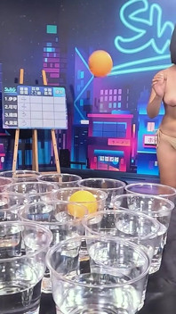 La battaglia del migliore! La pornostar di taiwan mostra il corpo arrapata. Ep1