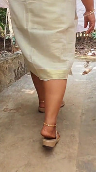 Classically Dressed Desi Girl Getting Naked Wearing Only Jewels