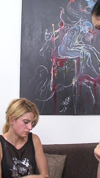 Faceslapping - domina esmeralda ve kölesi Linda Mayhen