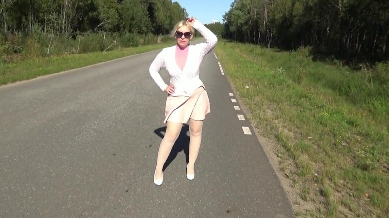 Nylon-Heels: Holiday style