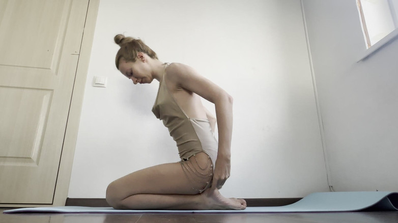 Skinny_lady69: Krátké šaty - blikající kalhotky