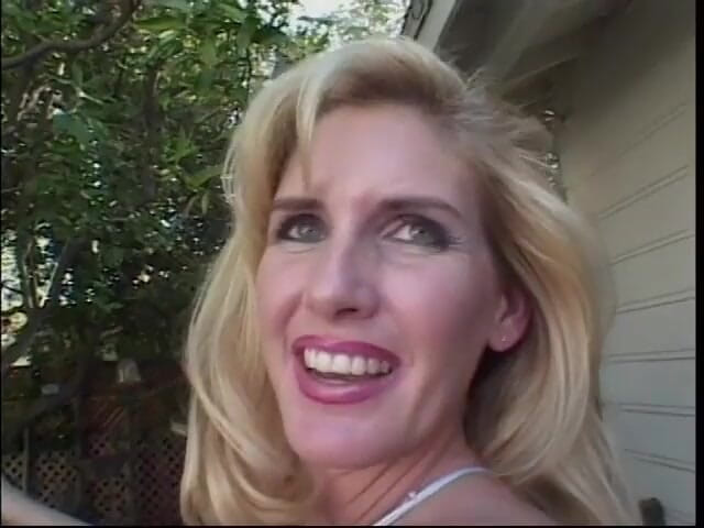 Anal seduction: Busty blonde loves taking stiff cock in the ass