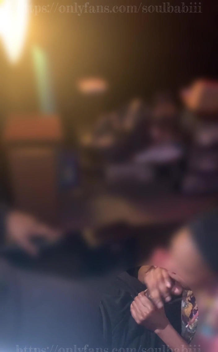 Soulbabii: プライバシーの中で彼のペニスをしゃぶった。急いでいなければならなかったのは、私たちを探している会社があったからです