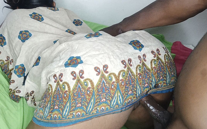 NaturalFck: Belle-mère Se Réveille Excitée