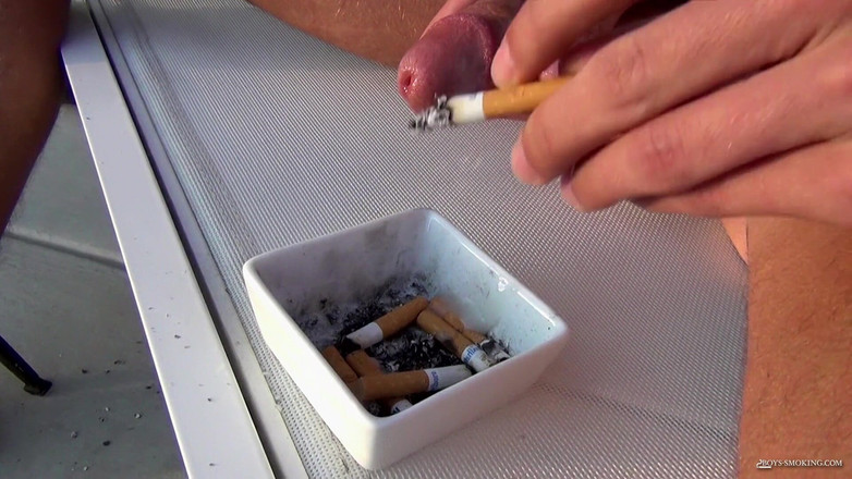 Boys Smoking: Ryan Chainin 100'ler