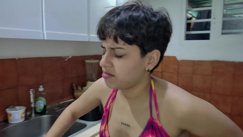 SugarPose: La culona latina jasmine viene abboccata