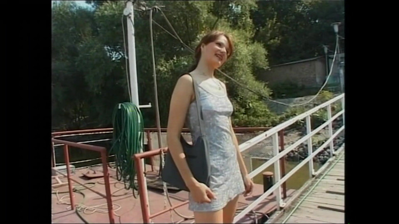 MMV TV - our best full movie: Fiesta de sexo amateur hardcore con putas sucias (película porno completa)