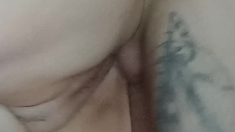 Zona901: Je baise ma grosse chatte et je jouis