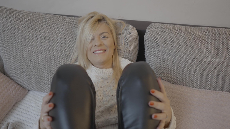 DOMINATRIX6: Blonde MILF Gives Sloppy Footjob to Titus in Fuzzy Socks