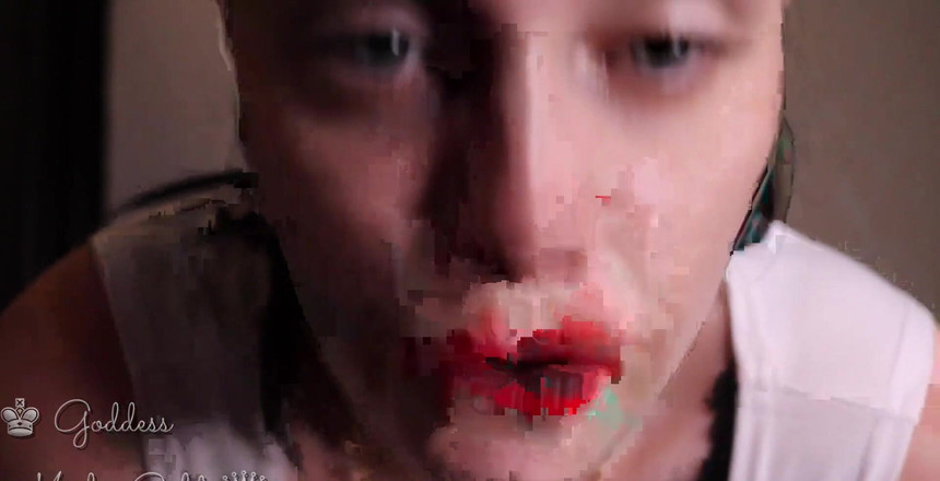 Goddess Misha Goldy: 你是如此愚蠢和可悲。你不能射在普通色情片上！你对羞辱上瘾了，以至于你不撸管