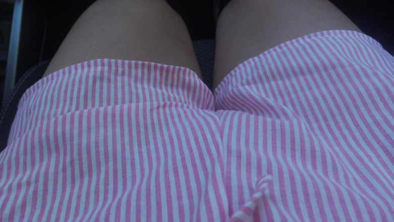 AmayaMori: Pinay Hintli evli kadın arabamda mastürbasyon yapıyor amıyla oynuyor sonra...