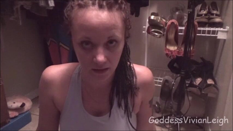 Goddess Vivian Leigh: Toilet Slavery in the Closet