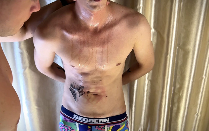 Navel fans: Gutpunching м'який розслаблений живіт