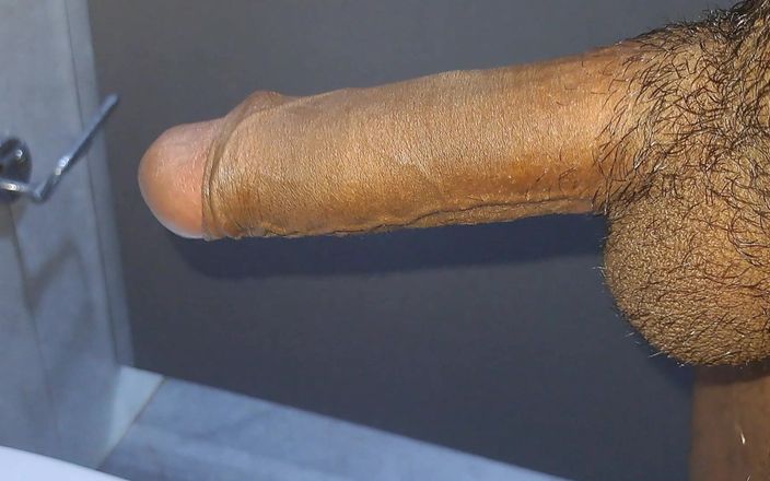 Desi_Porn_India: Tôi đang cố gắng làm hài lòng con cặc lớn của...