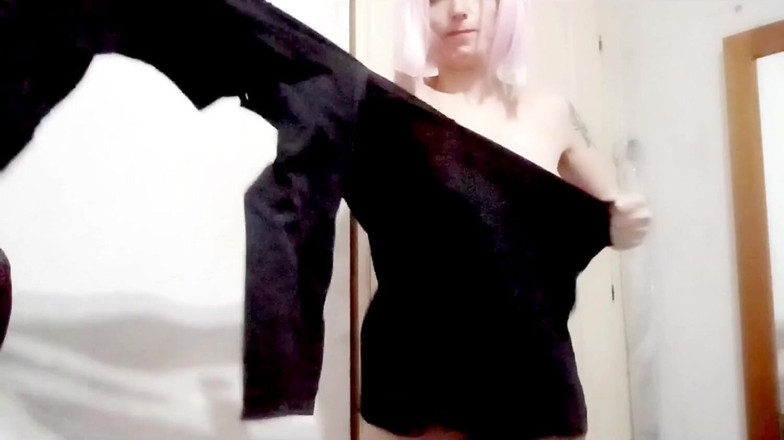 WhiteGoddessAlinaXXX: Merobek kemeja November 2025