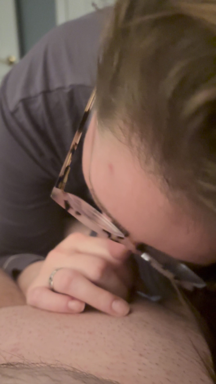 BeautfiulBJ25: POV Blowjob From Naughty Wife