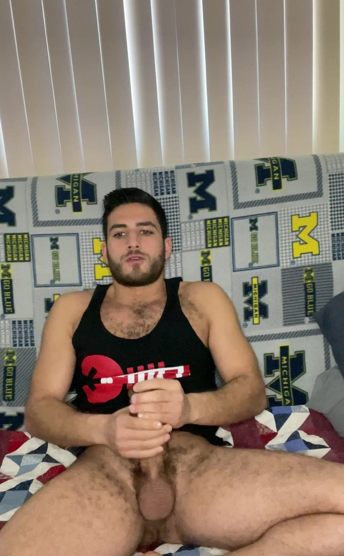 Christian Styles: Masturbacja wielkiego kutasa solo