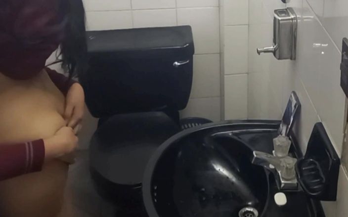 Astrid Cute: Students in the Bathroom of the Institute