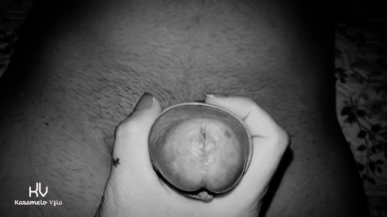 KarameloVzla: Handjob POV Wife