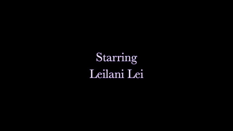 Leilani Lei: 短い強烈なディルドファック