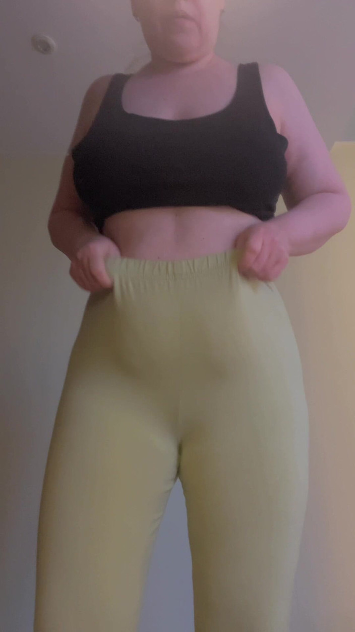 VikkiGeorgia: Cameltoe