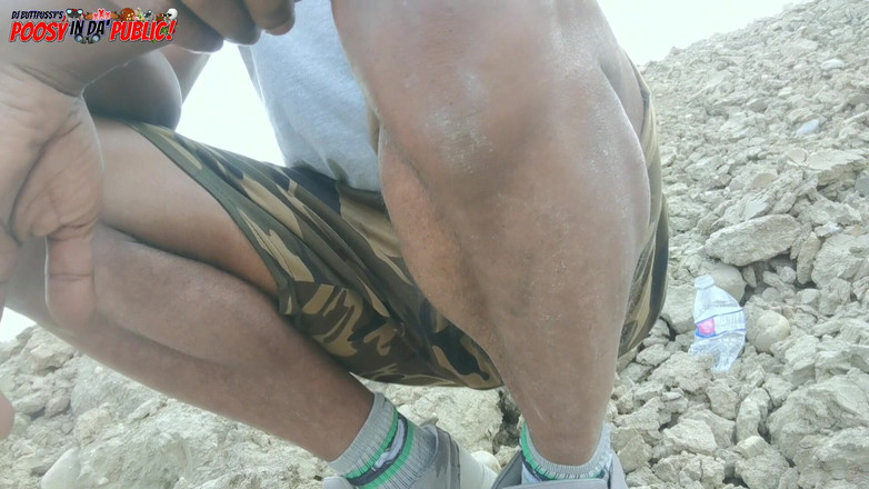 Ass Monkey: DJ Buttpussy a un énorme trou du cul