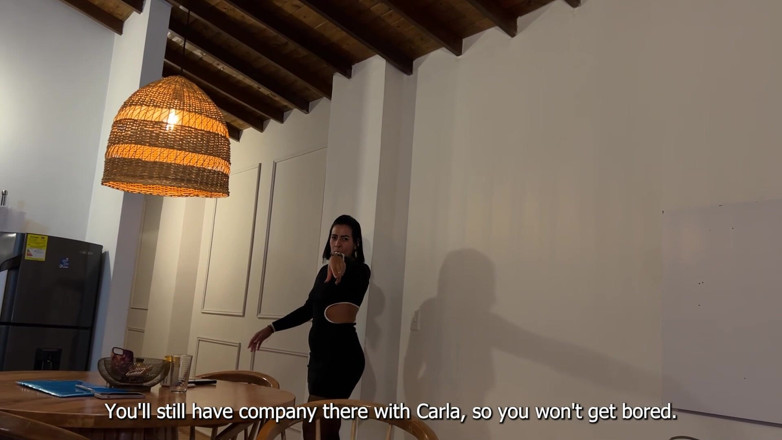 Latina College: Мачеха Эбони MILF занимается сексом со своим пасынком и его девушкой в семейном межрасовом тройнице! Карла Морелли и Кайли Эллиш