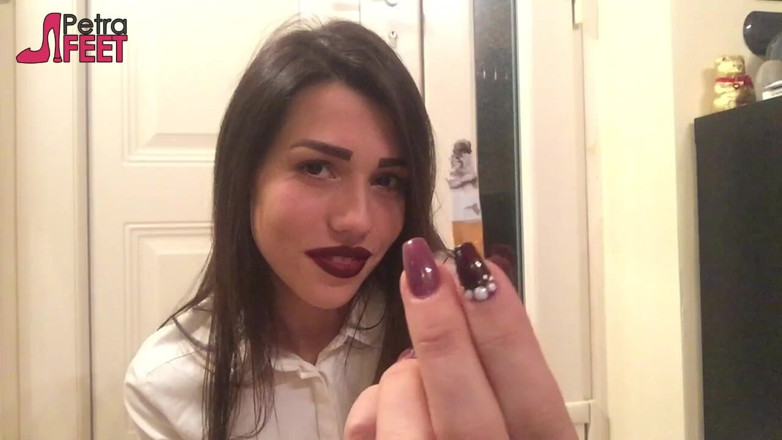 Smokin Fetish: Super sexy Italian girl teasing everyone with her smoking
