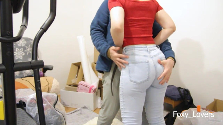 Foxy_Lovers: A Blonde with No Money Needs to Pay Bills for...