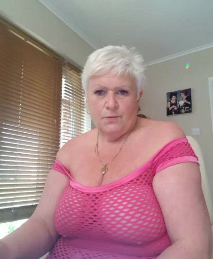 Uk Joolz: ストリーム開始