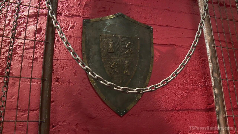 TS Pussy Hunters by Kink: Lisa Tiffian menyerah kepada TS Honey Foxxx dan zakar eboni...