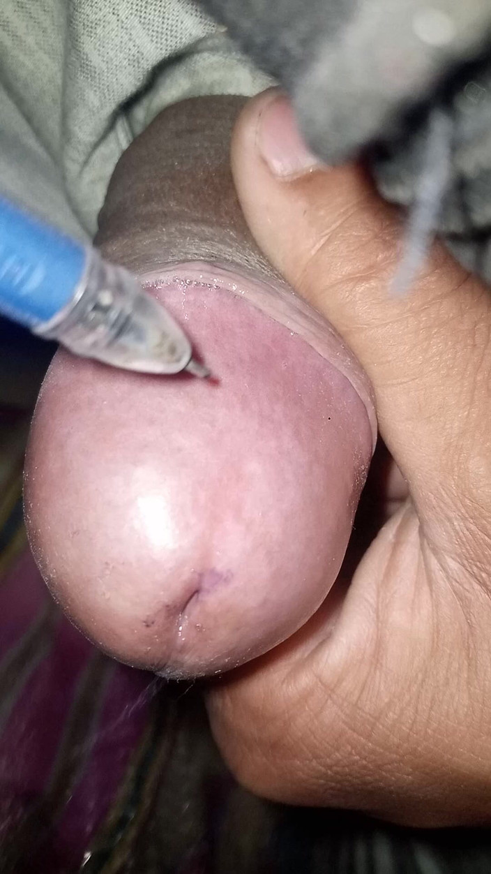 Deepak1989cage: 在办公室里