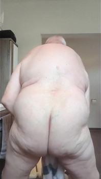 Piss,shave,belting, Toilette
